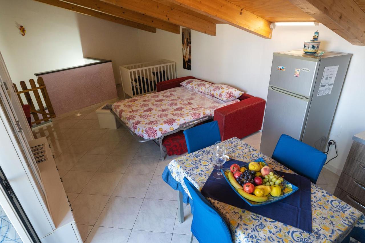 Casa Teresa Nel Centro Di Vietri Apartamento Exterior foto