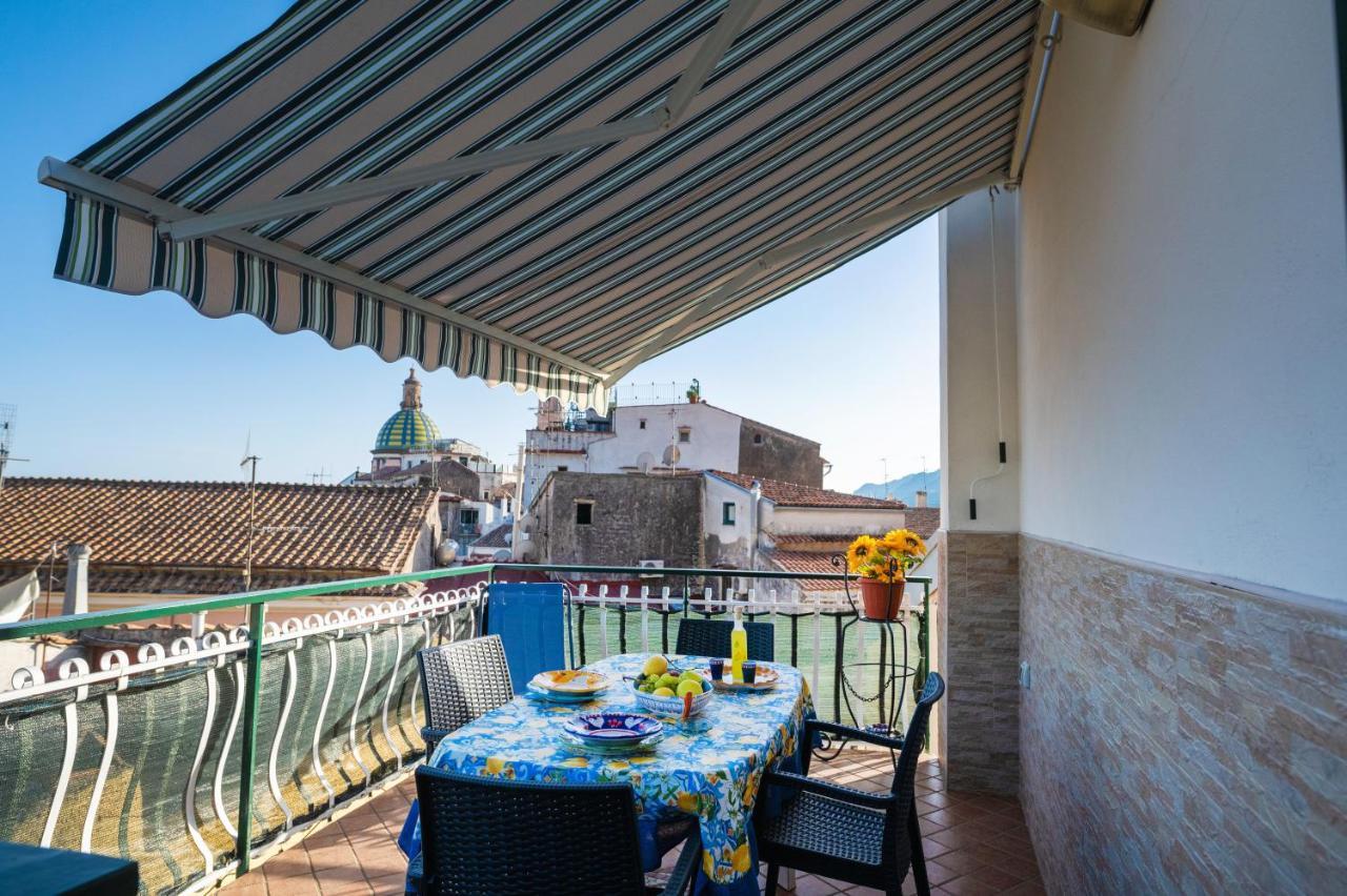 Casa Teresa Nel Centro Di Vietri Apartamento Exterior foto